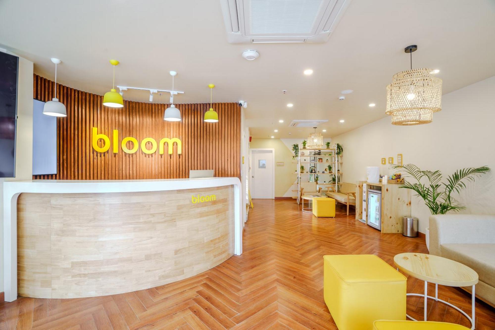 Bloom Hotel - Karol Bagh Delhi  Buitenkant foto