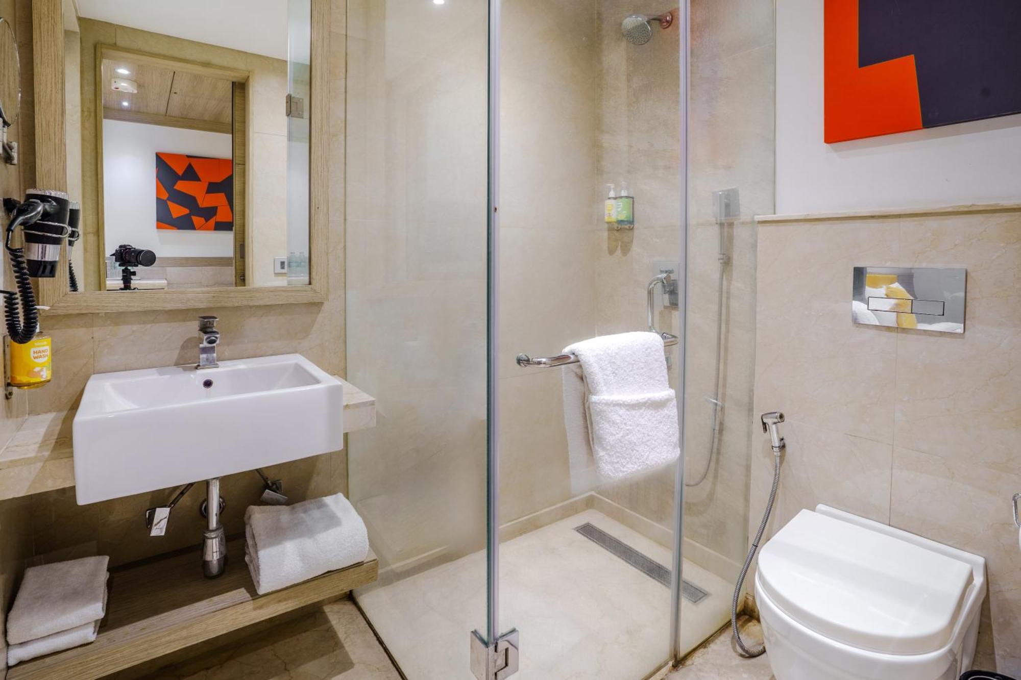 Bloom Hotel - Karol Bagh Delhi  Kamer foto